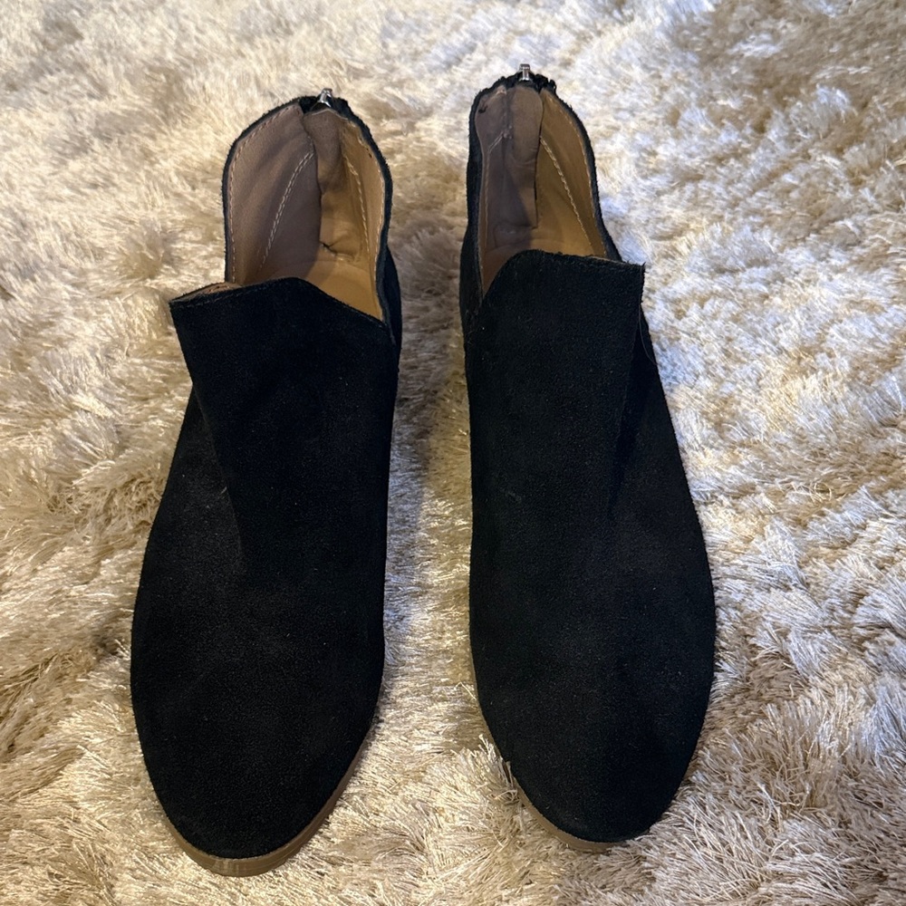 Kenneth Cole Side Way Black Suede Boots Size 6 1/2 M